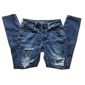 AMERICAN Eagle outfitters Tomgirl jeans ripped jeans distressed damaged size 0